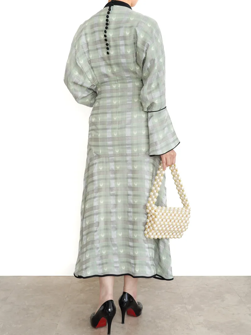 Mame Kurogouchi（マメ クロゴウチ）  KASURIプレイドドレス（グリーン/サイズ1）全身側面