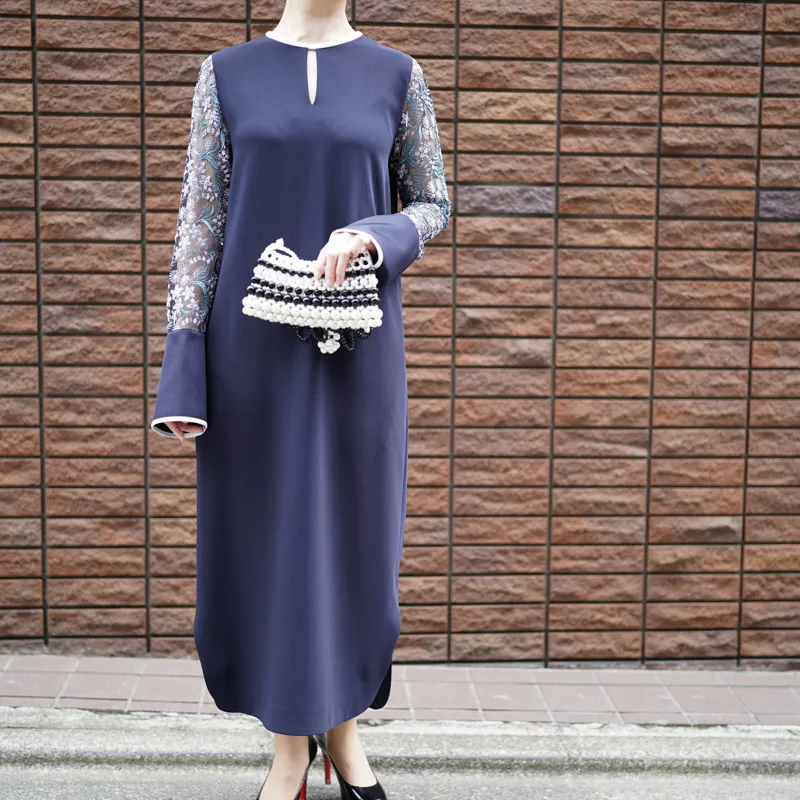 Mame Kurogouchi（マメ クロゴウチ） フローラルレーススリーブ