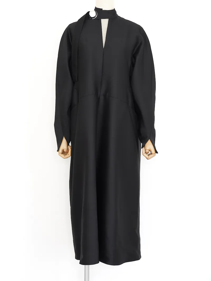 HARUNOBUMURATA（ハルノブムラタ）  ラウンドシェイプドレスELIANA（ブラックxシルバー/サイズ36）トルソー正面