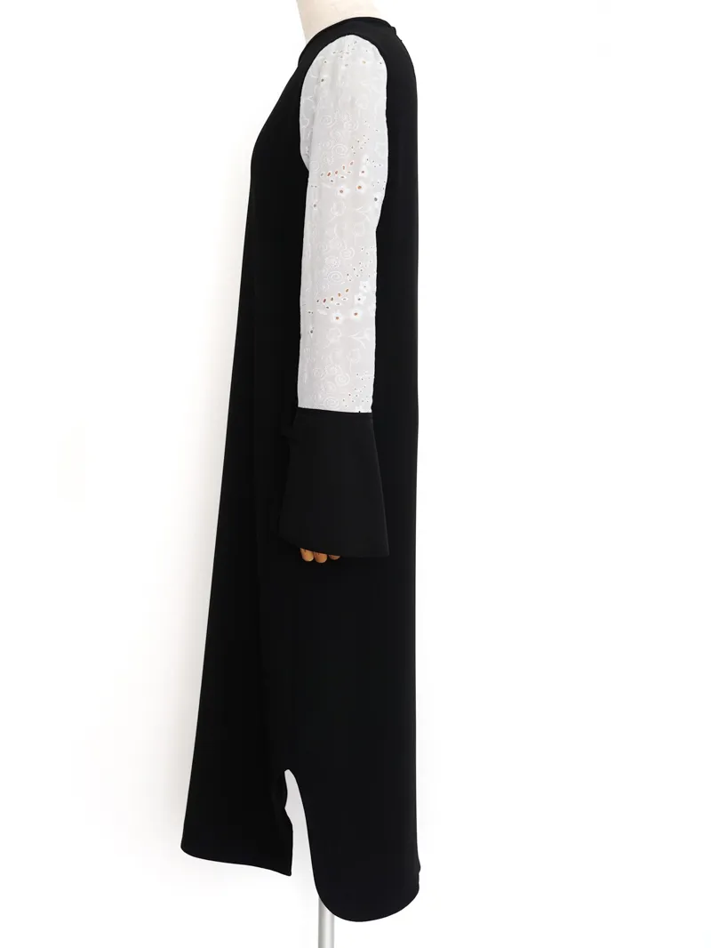 Mame Kurogouchi（マメ クロゴウチ）  フローラルエンブロイダリースリーブクラシックドレス（ブラック/サイズ3）トルソー側面