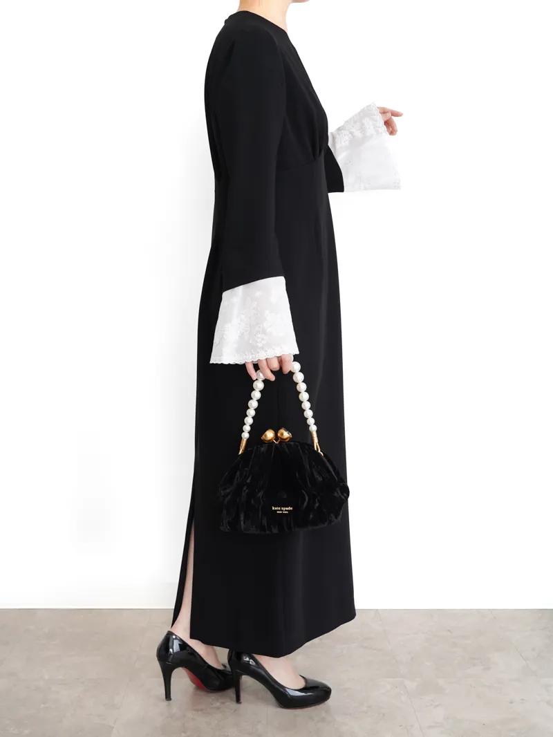 Mame Kurogouchi（マメ クロゴウチ）  エンブロイダリーカフスIラインドレス25FW（ブラック/サイズ3）全身側面