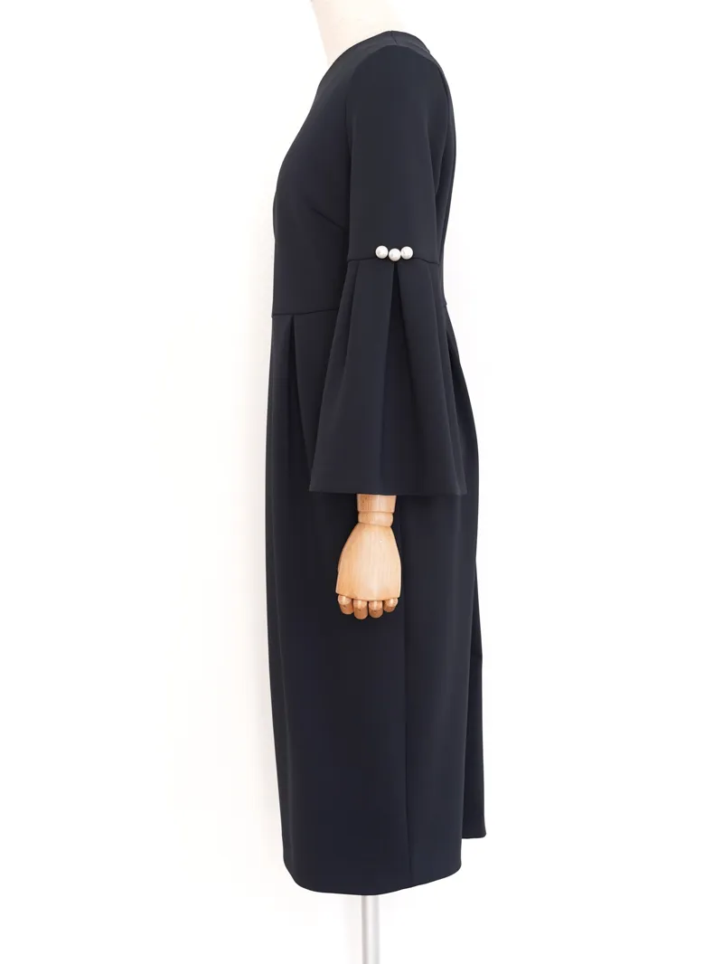 UNITED ARROWS（ユナイテッドアローズ）  フレアスリーブドレス（ネイビー/サイズ40）　トルソー側面