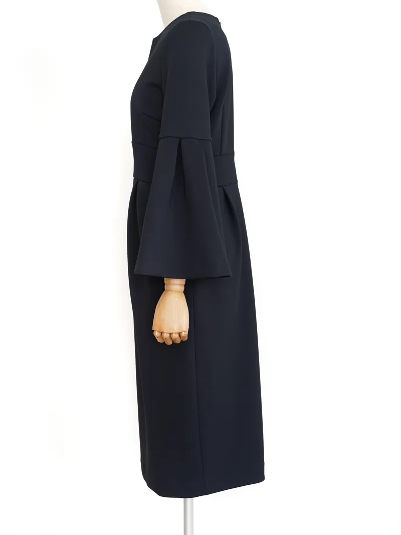 UNITED ARROWS（ユナイテッドアローズ） パールモチーフ スリットノーカラードレス（ネイビー/サイズ38）　トルソー側面