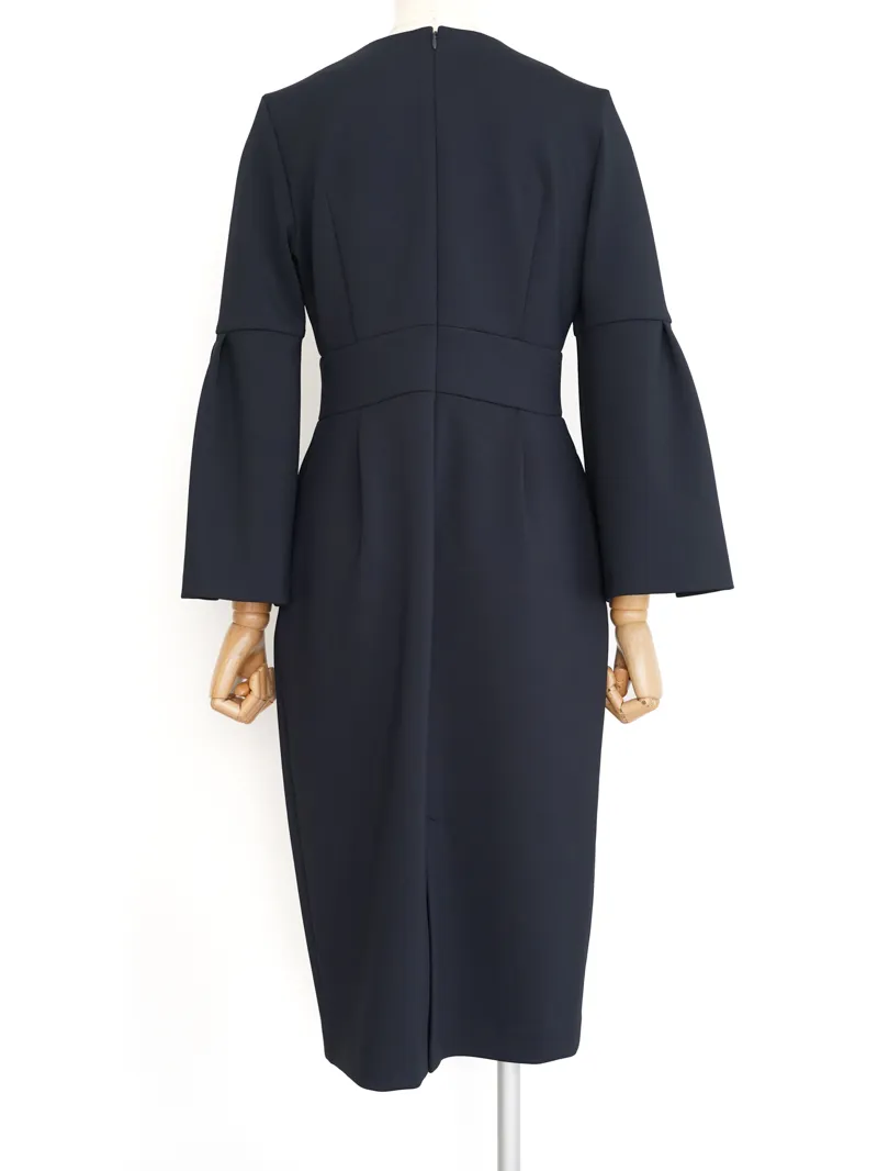 UNITED ARROWS（ユナイテッドアローズ） パールモチーフ スリットノーカラードレス（ネイビー/サイズ40）　トルソー背面