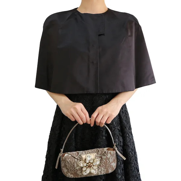 PRADA（プラダ）  シルクケープ（ブラック/サイズフリー）