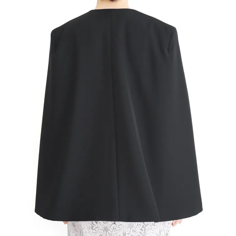 UNITED ARROWS（ユナイテッドアローズ） ケープノーカラージャケット（ブラック/サイズ38）モデルバストアップ側面