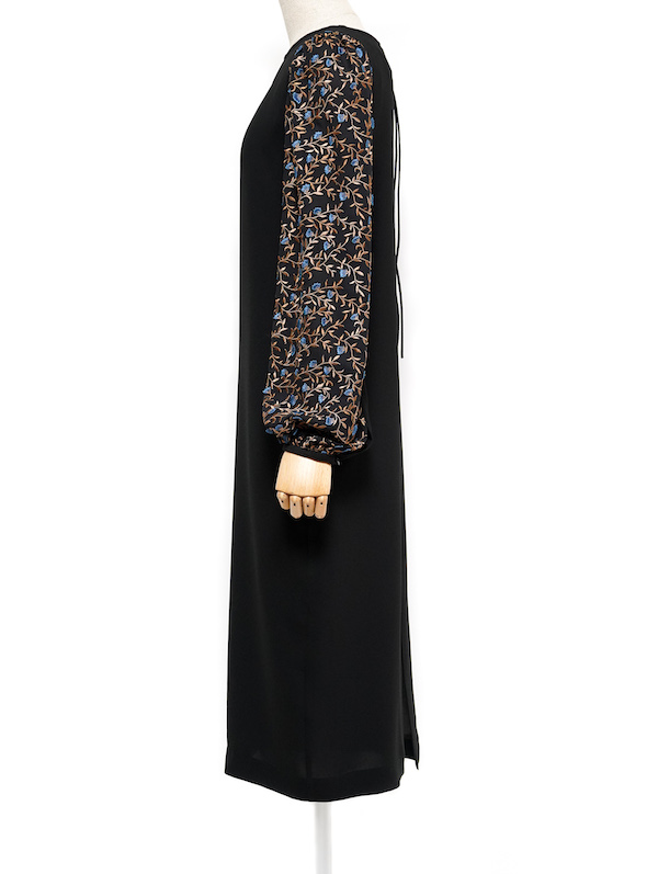 LOKITHO（ロキト） フラワーエンブロイダードドレス（ブラック/サイズ2）｜レンタルドレス THE DRESS
