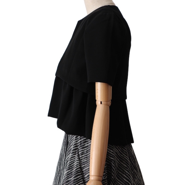 YOKO CHAN（ヨーコチャン） ハーフスリーブフリルジャケット（ブラック/サイズ36）｜レンタルドレス THE DRESS