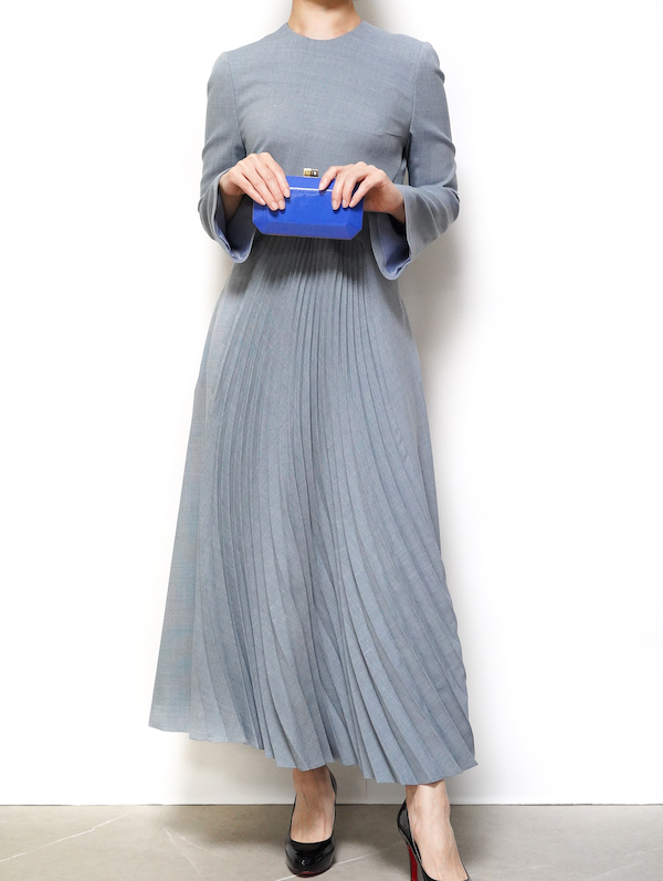 Mame Kurogouchi（マメ クロゴウチ） カーブプリーツドレス（グレー/サイズ1)｜レンタルドレス THE DRESS