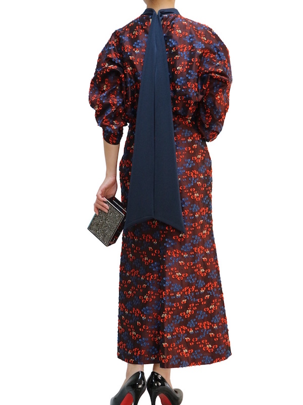 Mame Kurogouchi（マメ クロゴウチ） フローラルカットジャガードボリュームスリーブドレス（ブラウン/サイズ2）｜レンタルドレス