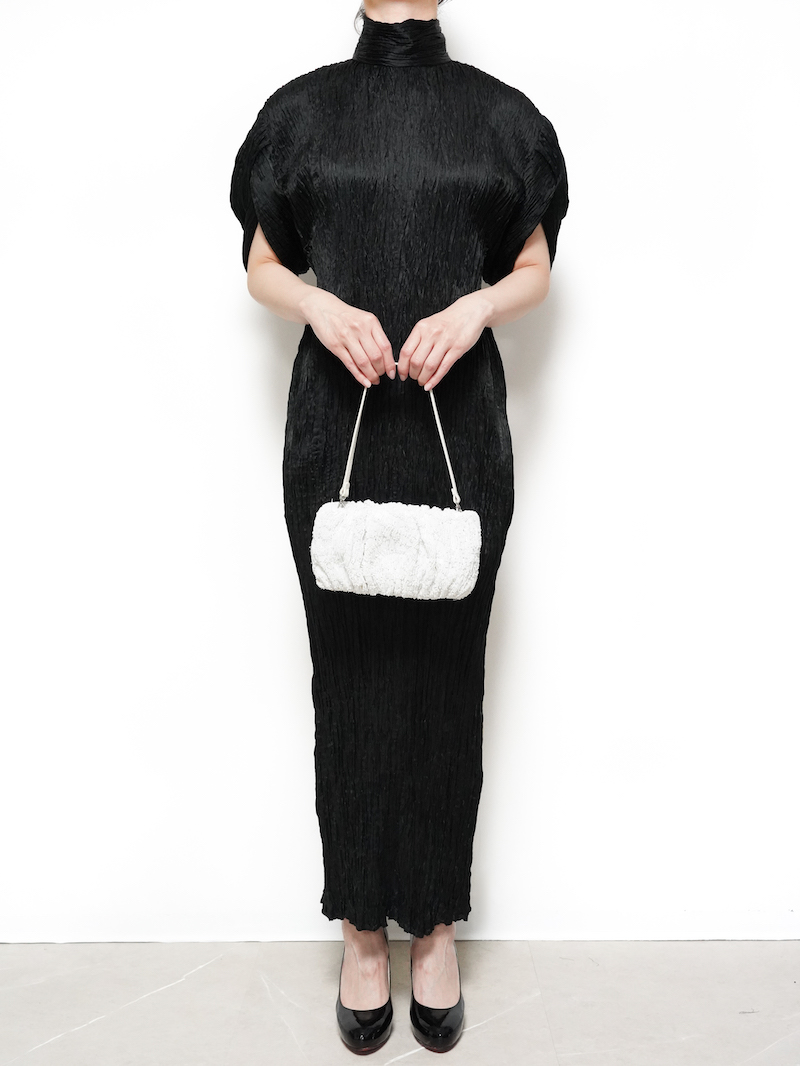 Mame Kurogouchi（マメ クロゴウチ） リンクルプリーツパフスリーブドレス（ブラック/サイズ1）